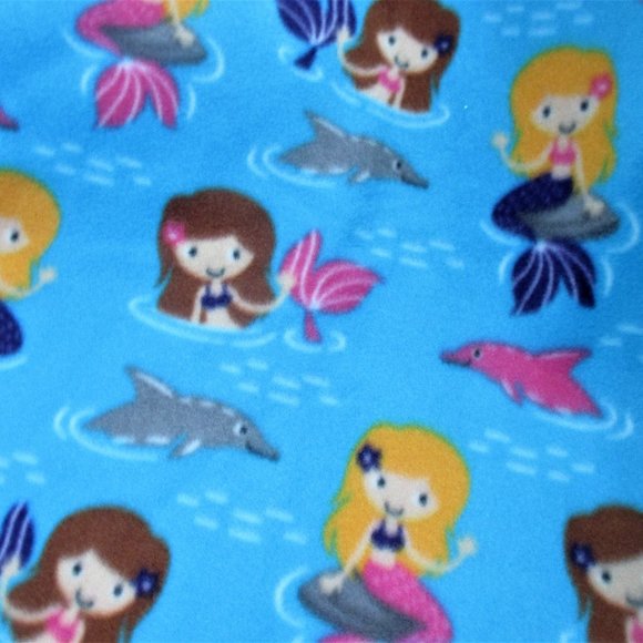 Mermaid handmade fleece blanket - Picture 2 of 4